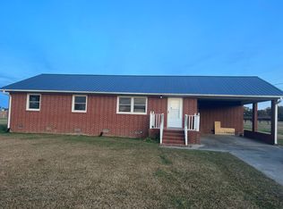 169 S Croom Bland Rd, Kinston, NC 28504