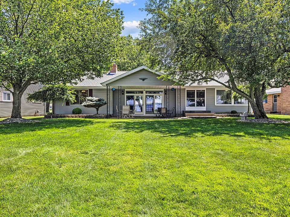 1st image of 2413 Long Point Dr