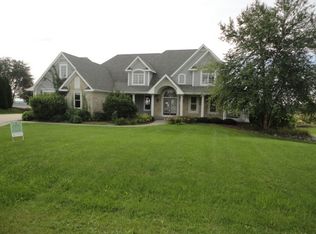 6519 Burning Tree Cir, McHenry, IL 60050