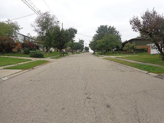4th image of 842 Summerfield Ln