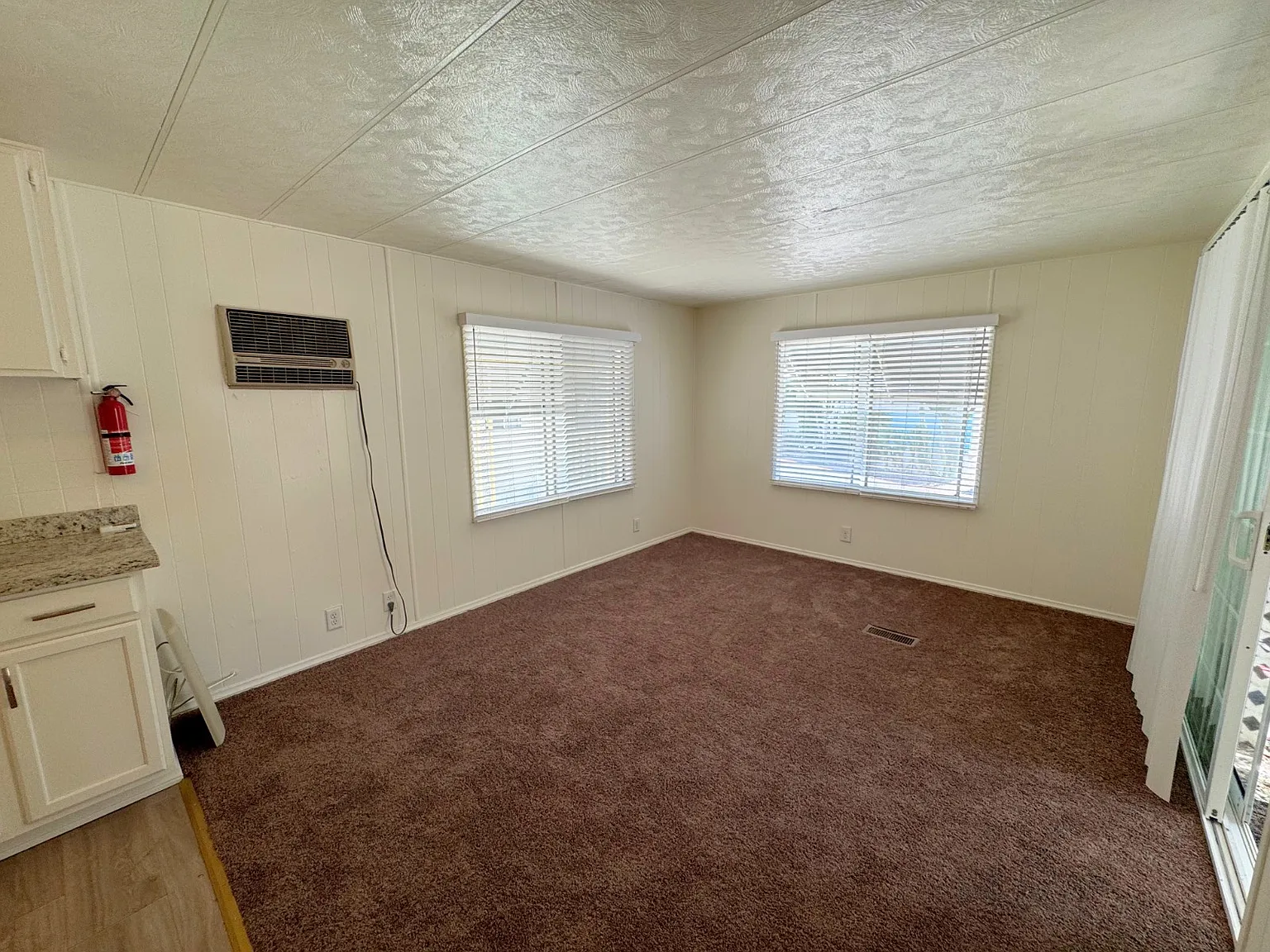 2 bed, 1.0 bath, 440 sqft, $1,895 — Photo 3