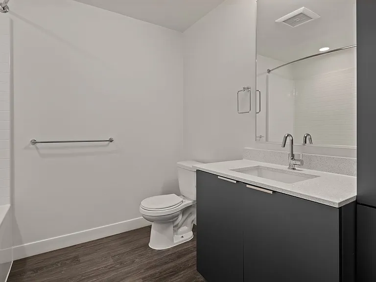 101 Broadway, Live Here, Go Anywhere — Photo 37