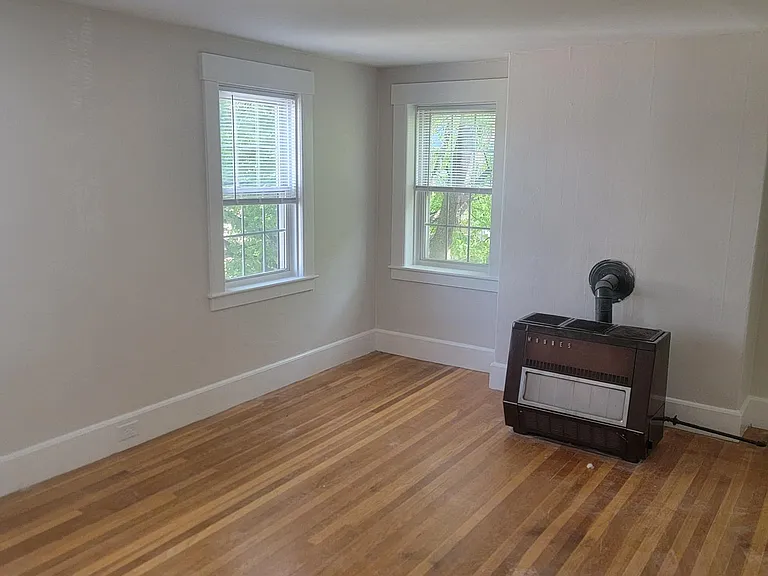 96 Mechanic St #4 — Photo 12