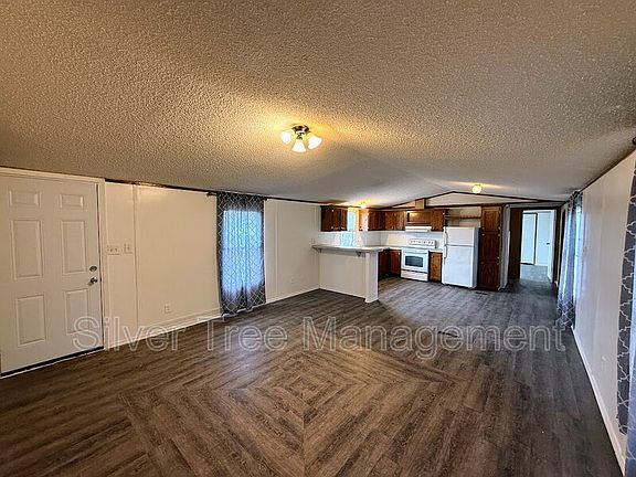 5th image of 236 Lark Meadow Dr