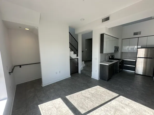 519 N Normandie Ave #1, Los Angeles, CA 90004