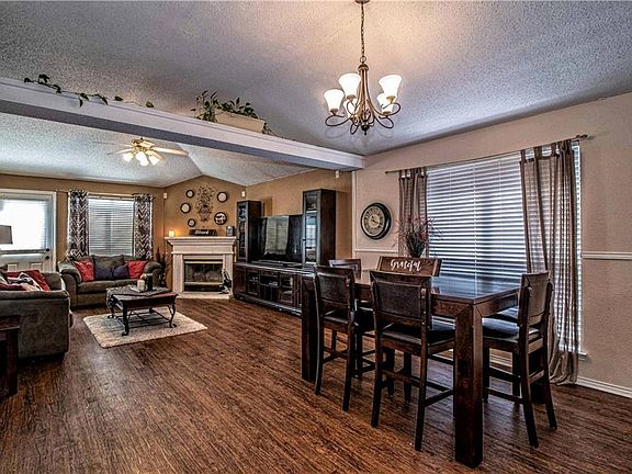 2nd image of 2449 Nogales Dr
