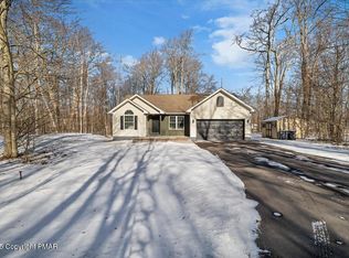 1389 Kilmer Rd, Tobyhanna, PA 18466