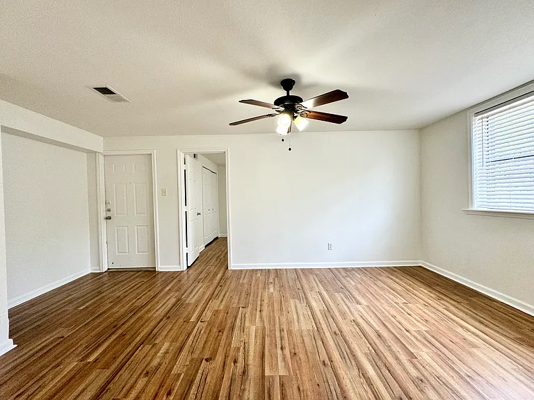 2309 Wesley St #A — Photo 8