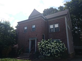 100 Tappan St, Brookline, MA 02445