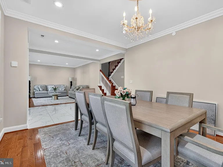 3925 Ashwood Pl — Photo 14