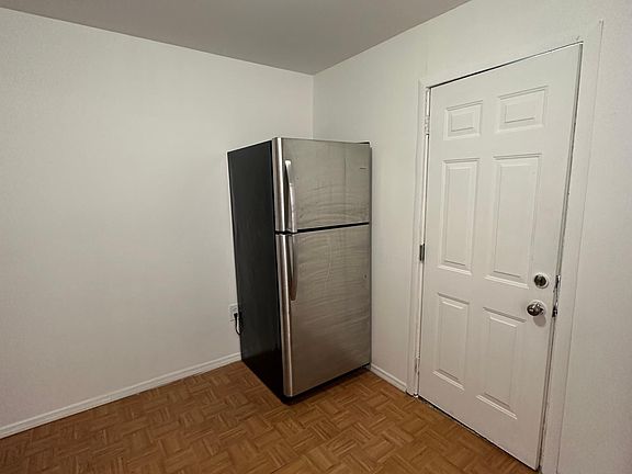 5th image of 744 Taylor Ave APT 1