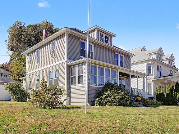 2nd image of 419 Hillside Ave