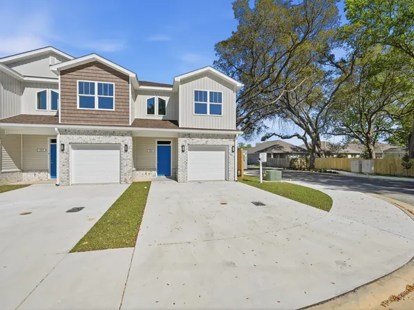 927 Kenzie Ln, Fort Walton Beach, FL 32547