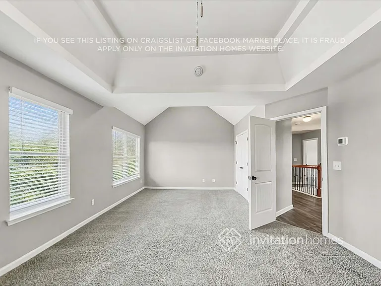 100 Hamilton Pointe Dr — Photo 13