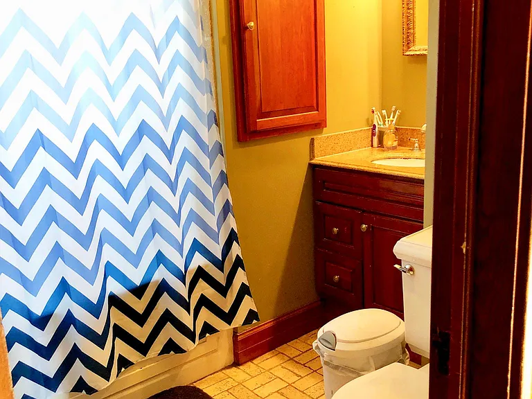 815 University Ave NE #2 — Photo 4
