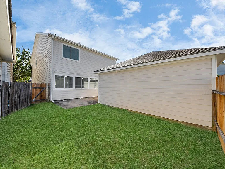 20623 Patriot Park Ln — Photo 35