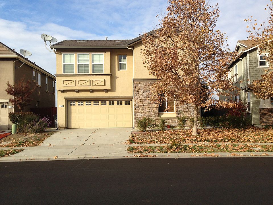 1st image of 2845 Woodfield Way