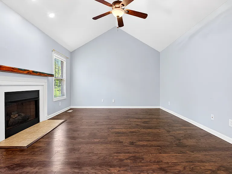 3364 N Henderson Way — Photo 12
