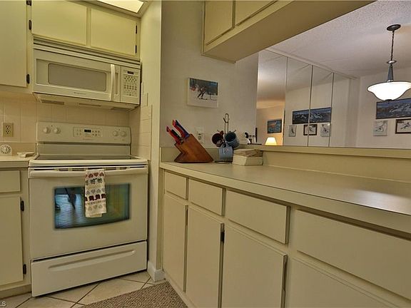 5th image of 8151 S Woods Cir Unit 10