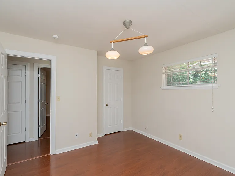 513 Central Ave #B — Photo 8