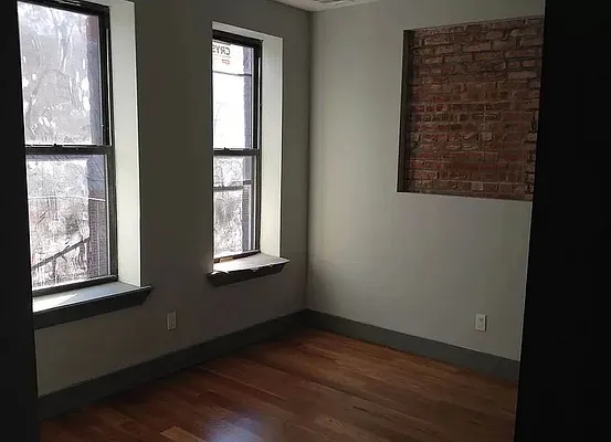Rented by Brooklyn Group | media 10