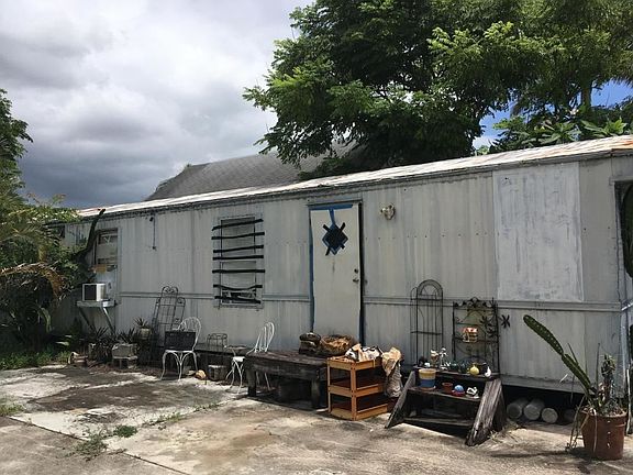 2nd image of 4169 Community Dr