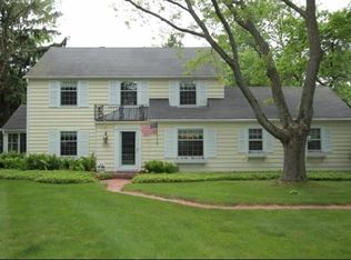 9373 N Lake Dr, Bayside, WI 53217