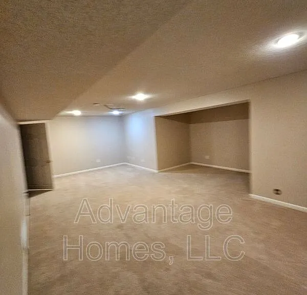 14117 Parkhill Ln — Photo 48