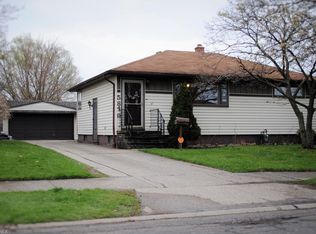 5849 Robert Dr, Brookpark, OH 44142