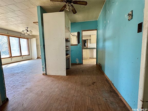 4th image of 407 Broad Street