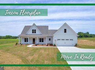 1070 C O Draper Rd, Comer, GA 30629