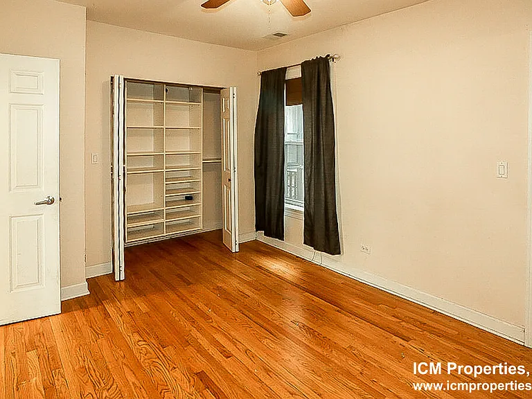 642 W Roscoe St #1 — Photo 4