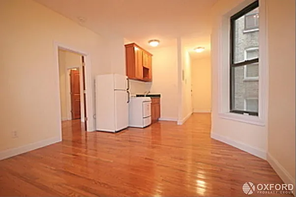 Rented by Oxford Property Group | media 8