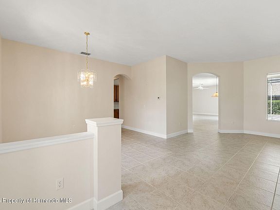 4th image of 5155 Brackenwood Dr