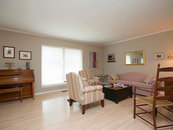 Immaculate style flooring