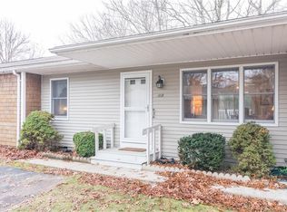 30 W Castle Way #B, Charlestown, RI 02813