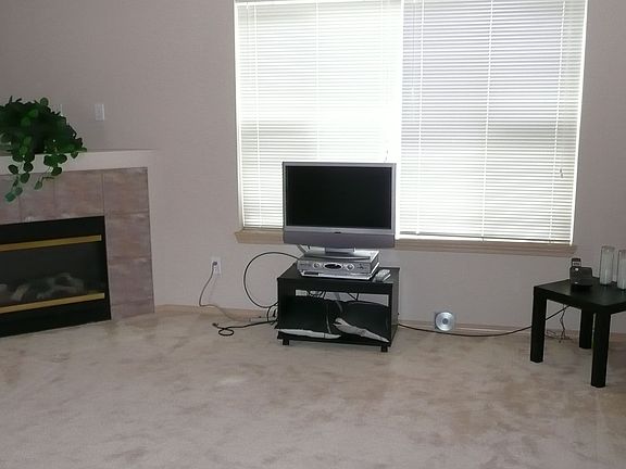 4th image of 7121 NE 175th St Unit 104