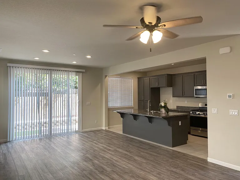 3925 Lookout Dr — Photo 7