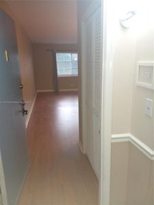 12 NE 19th Ct APT 206A, Fort Lauderdale, FL, 33305