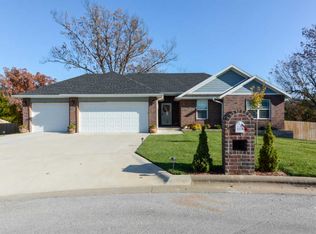 3328 Tea Olive Ct, Springfield, MO 65803