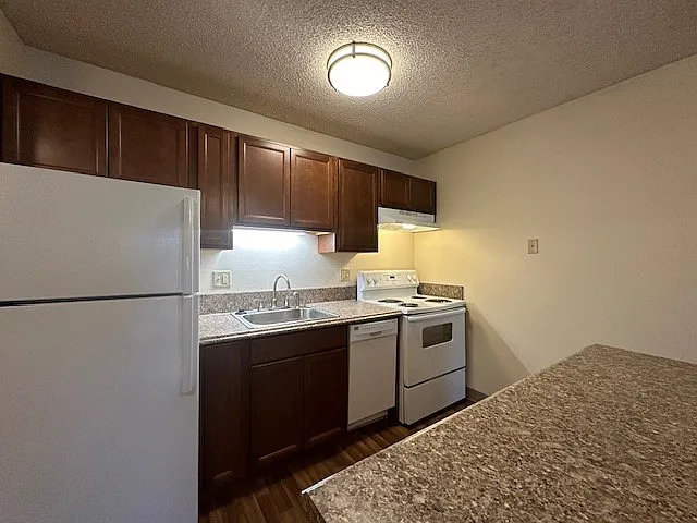 Beaver Creek Apartments — Photo 20