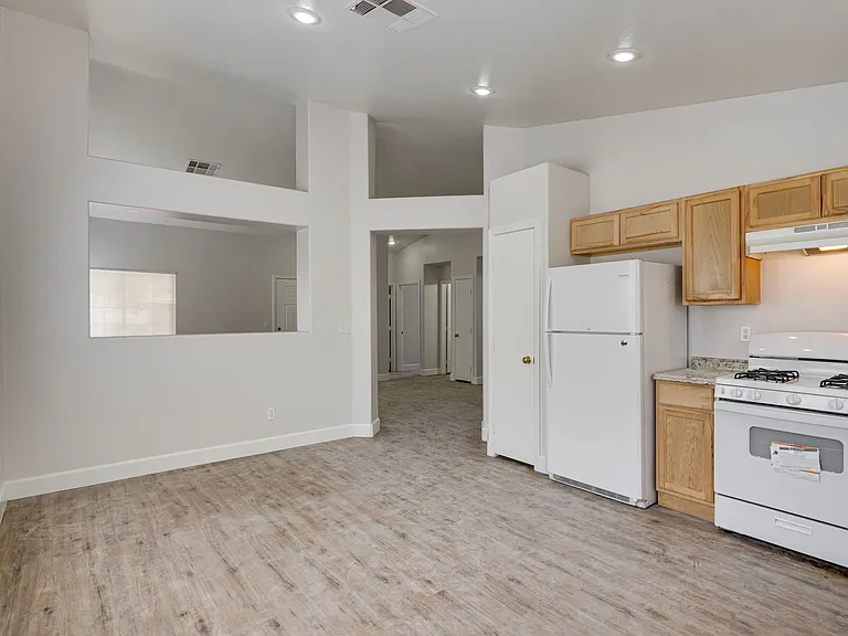 9660 Crystal Ridge Rd — Photo 12