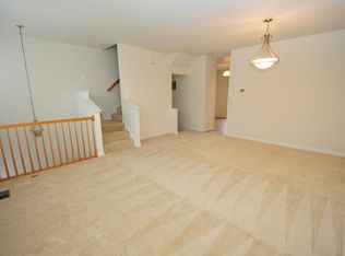 14805 Edman Rd, Centreville, VA 20121