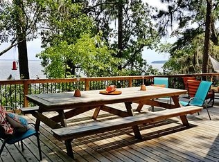 479 Robinson Way, Pointblank, TX 77364