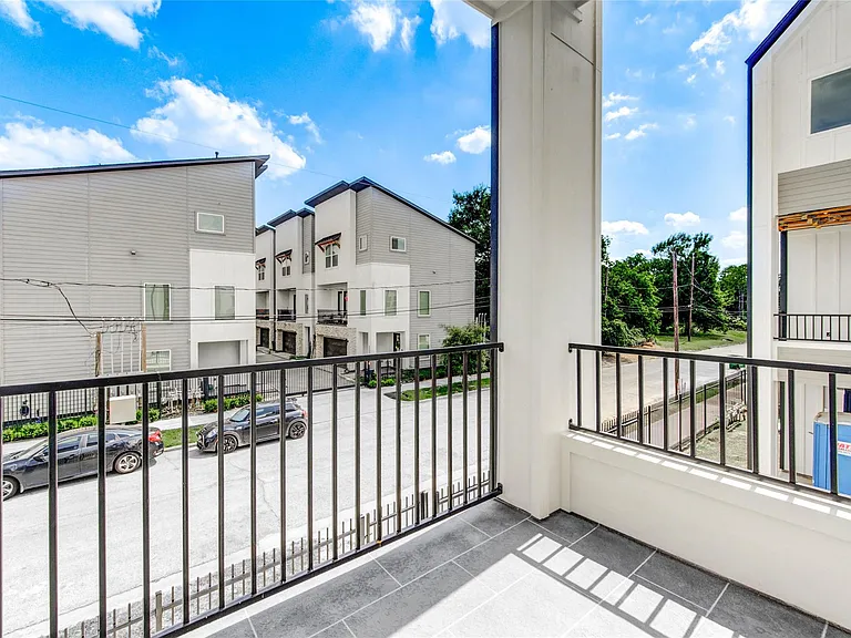 4035 Buck St — Photo 14