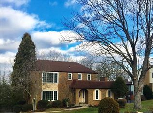 264 Trotwood West Dr, Pittsburgh, PA 15241