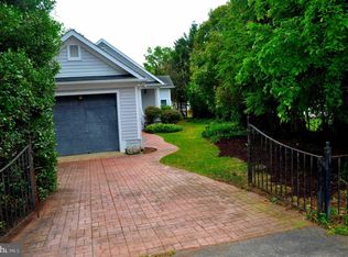 1272 Swan Dr, Annapolis, MD