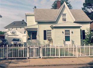 111 Mulberry St, Pawtucket, RI 02860