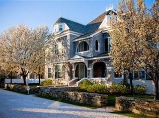 25 Cliff Rd, Nantucket, MA 02554