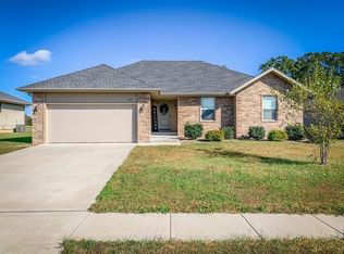 118 Walnut Ave, Rogersville, MO 65742